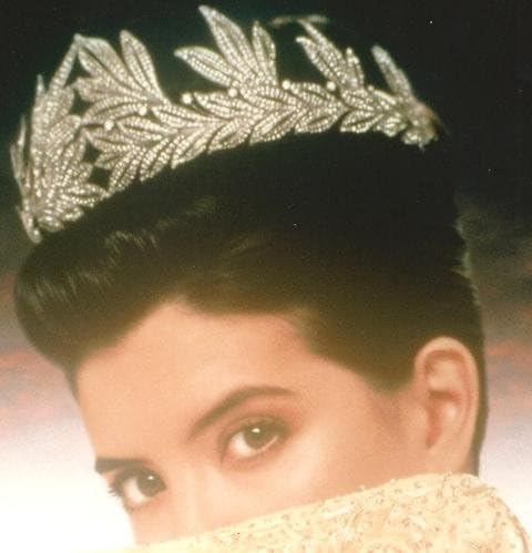 Phoebe Cates zatvori sa princeze Caraboo nosi krunu 8 x 10 fotografija