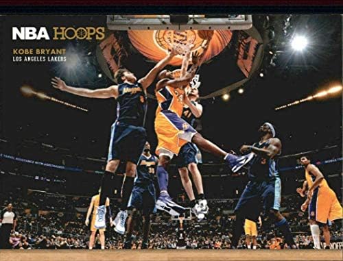 Kobe Bryant 2012 2013 Hoops Courtside Košarka serija Košarka MINT Umetanje kartice # 15 Prikaz ovog Los Angelesa Lakers Star u svom zlatnom dresu