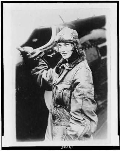 HistoricalFindings Foto: Gospođica Mary Fechet,kćerka Jamesa Fecheta,načelnika zračnog korpusa,pilota,avijacije,1929