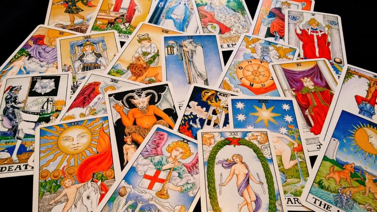 Need Cash Fast? Try a Free Money Tarot Reading Online Now.