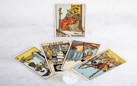 Is the 7 of Wands Reversed a Yes or No? Find Out Now!